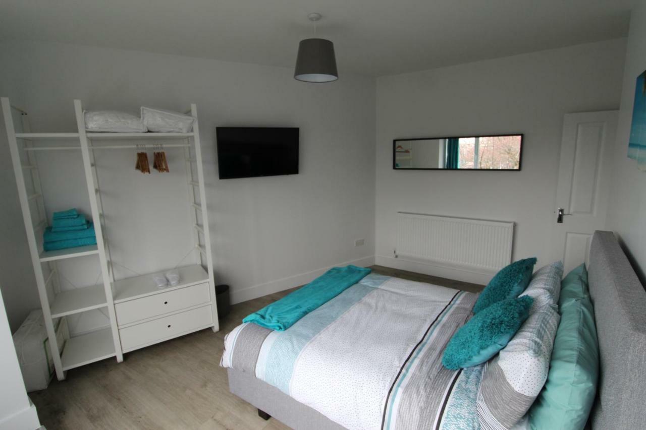 2 Serviced Apartments In Childwall-South Liverpool - Each Apartment Sleeps 6 외부 사진