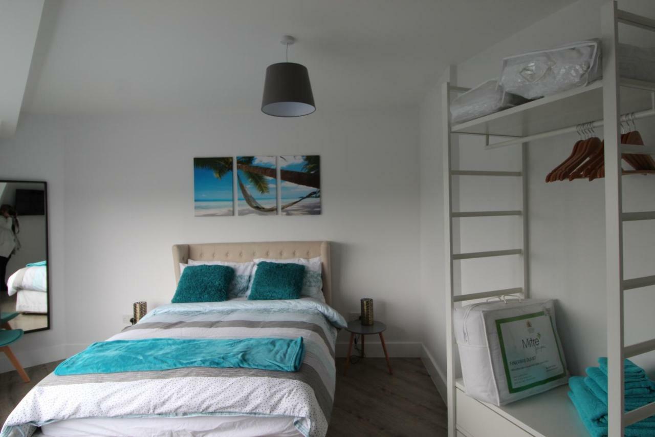 2 Serviced Apartments In Childwall-South Liverpool - Each Apartment Sleeps 6 외부 사진