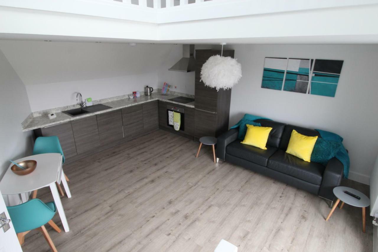2 Serviced Apartments In Childwall-South Liverpool - Each Apartment Sleeps 6 외부 사진